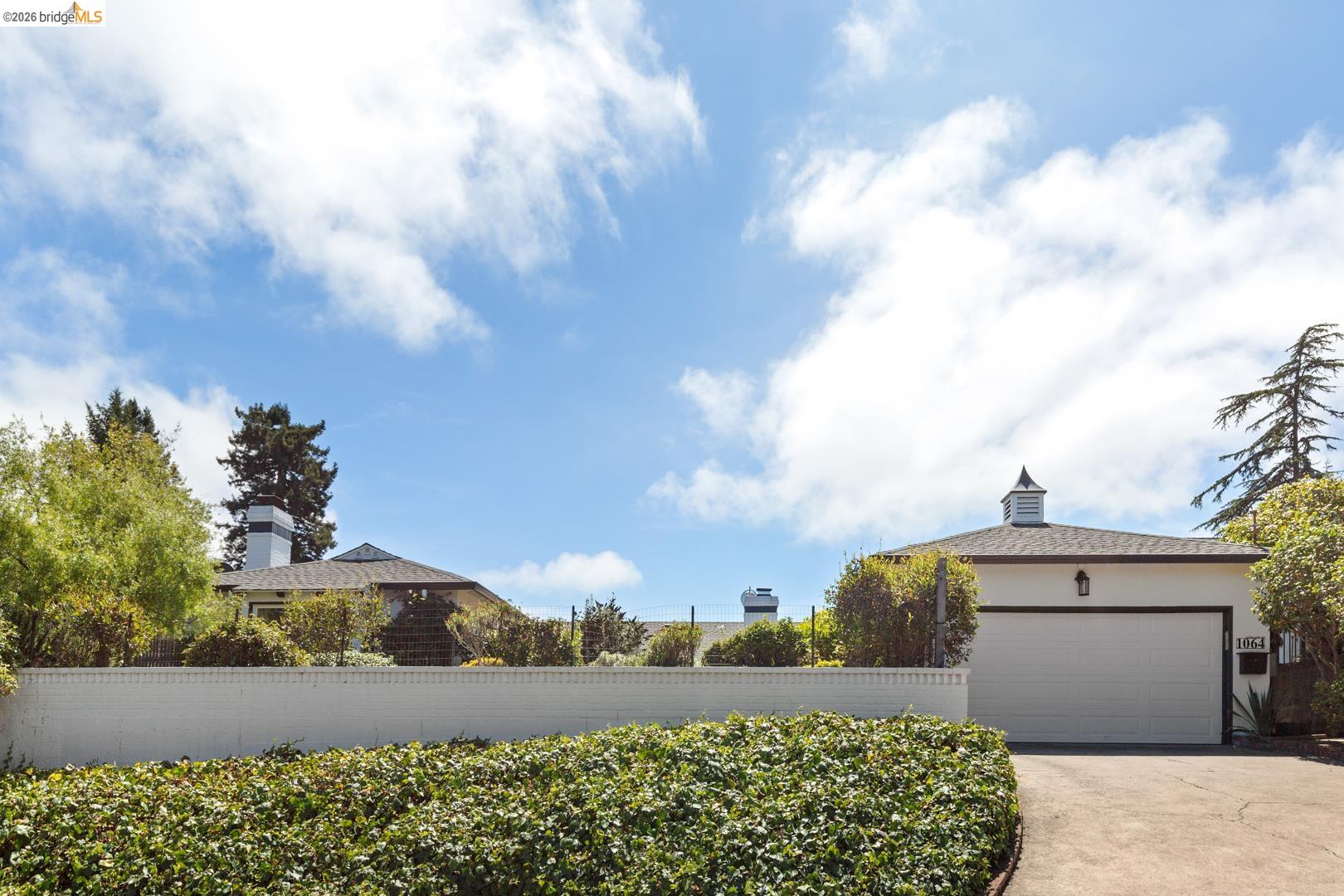 1064 Overlook Road Berkeley, CA 94708 - Photo 2 of 56 Gallery Image 2