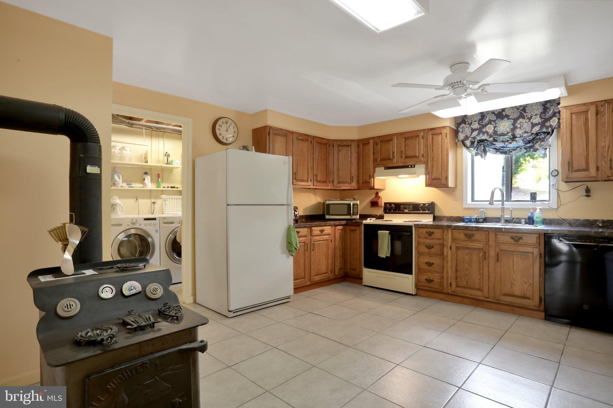 1189 Hartman Road Berkeley Springs, WV 25411 - Photo 12 of 56 Gallery Image 12