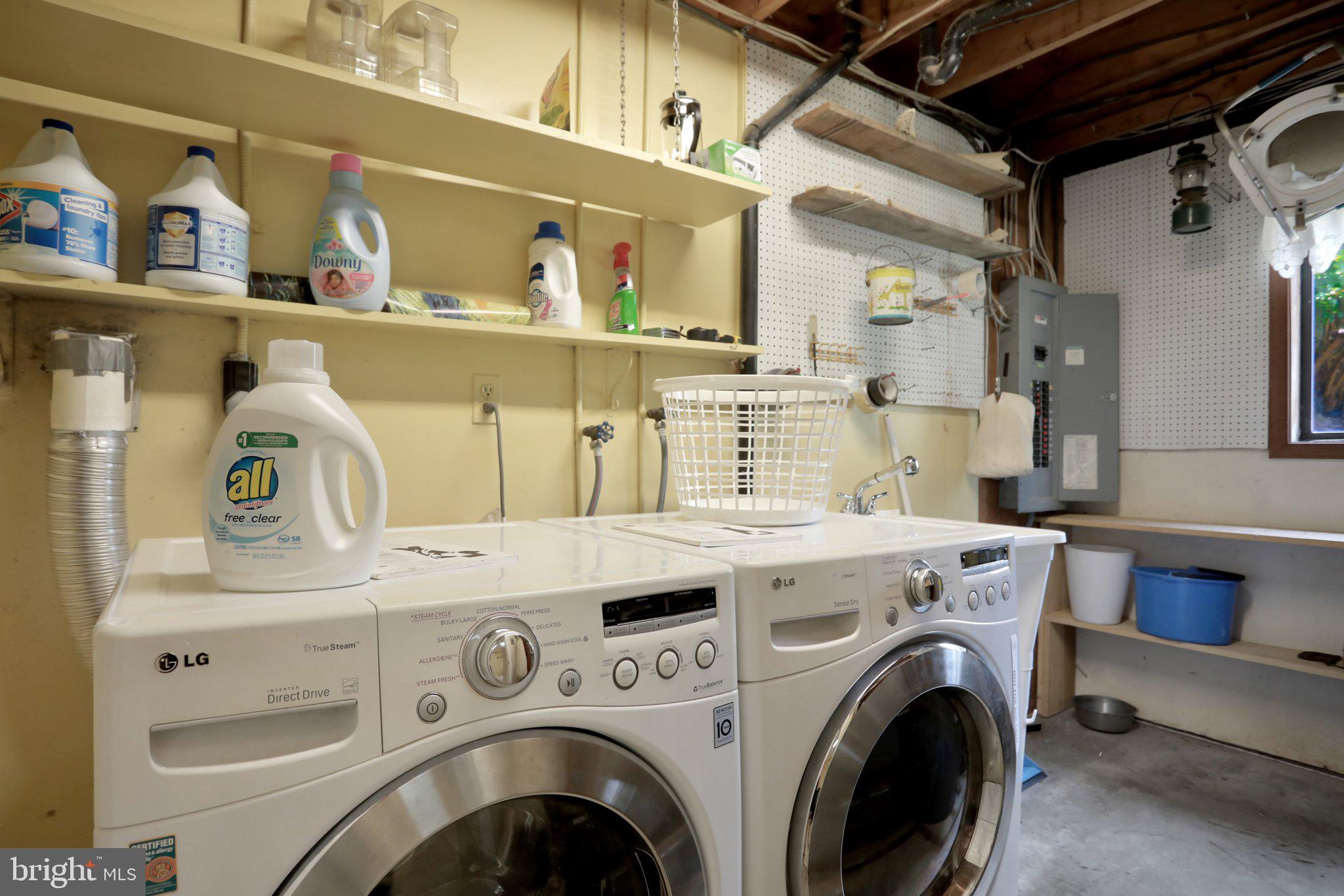 1189 Hartman Road Berkeley Springs, WV 25411 - Photo 15 of 56 Laundry room off kitchen