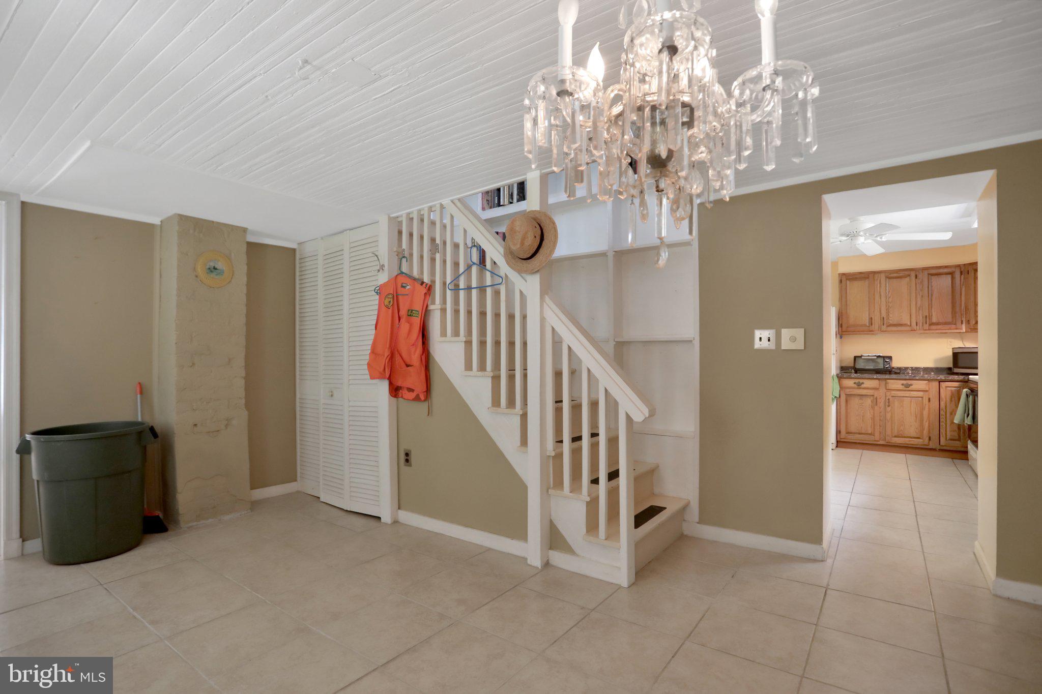 1189 Hartman Road Berkeley Springs, WV 25411 - Photo 17 of 56 Gallery Image 17