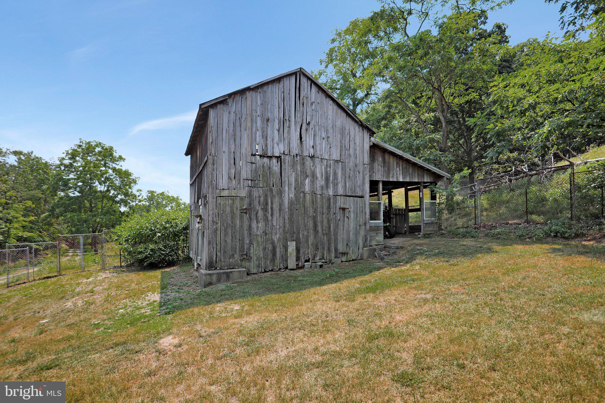 1189 Hartman Road Berkeley Springs, WV 25411 - Photo 40 of 56 Barn