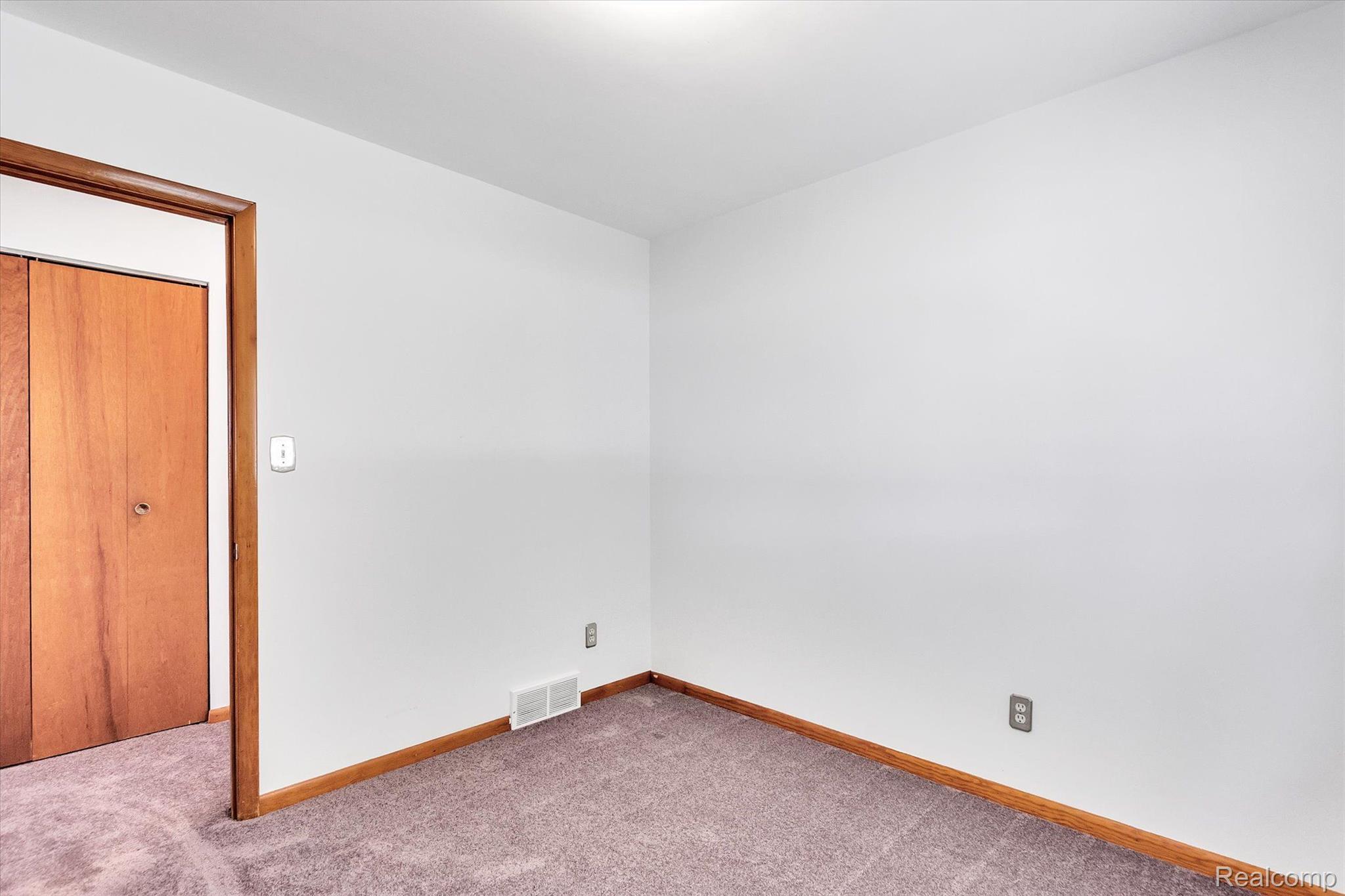 5110 7 Mile Road South Lyon, MI 48178 - Photo 30 of 55 Gallery Image 30