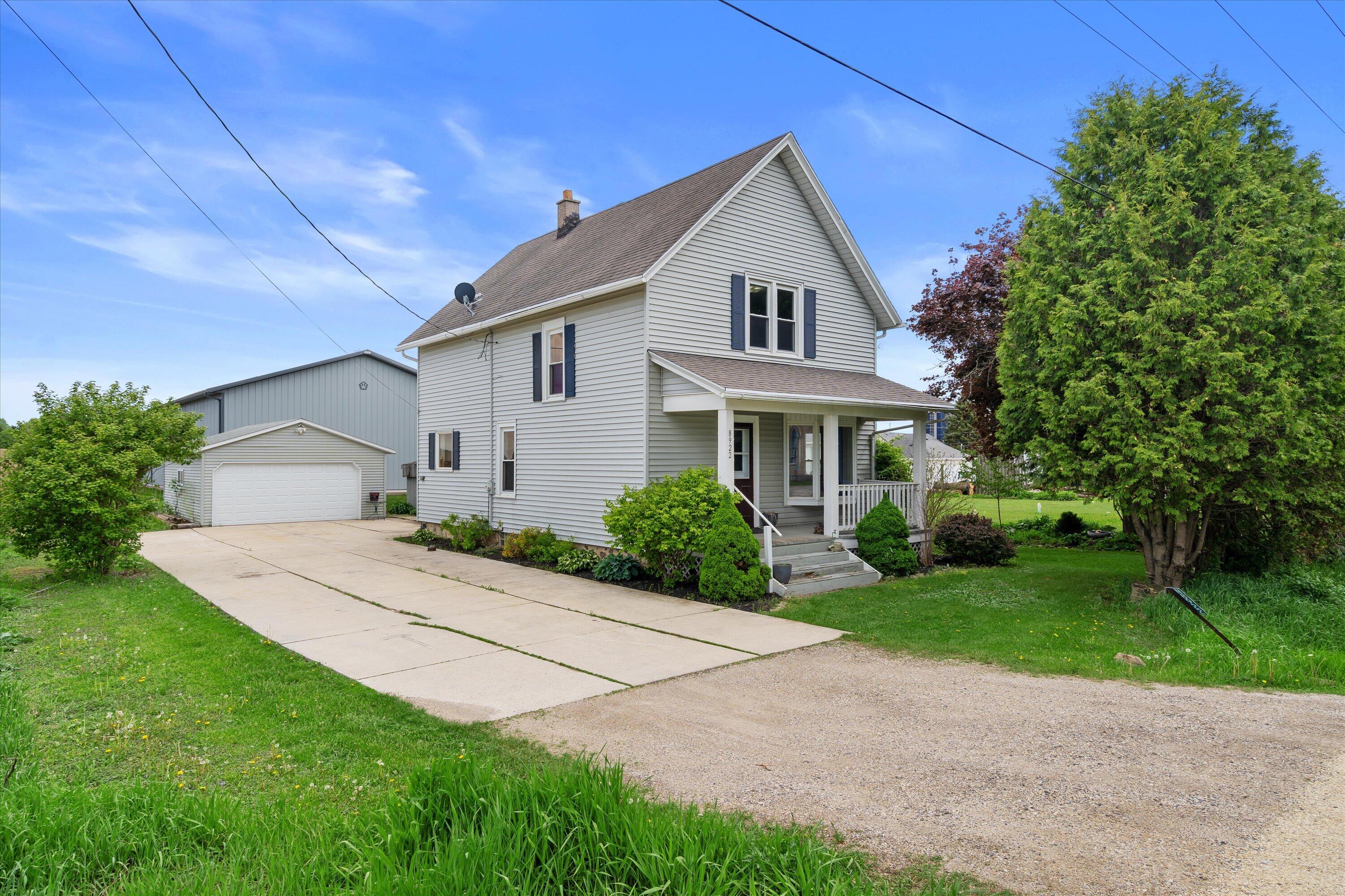 8922 County Highway West Wayne, WI 53010 - Photo 46 of 59 Front of house
