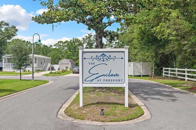 $319,000 | 8 Alexander Way, Freeport, FL 32439