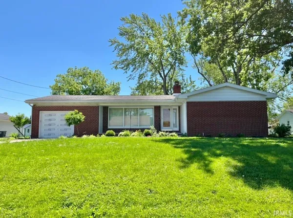 $159,900 | 529 East Floral Avenue, Portland, IN 47371