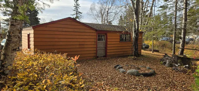 $1,900 | 6865 West W Highway, Tofte, MN 55615