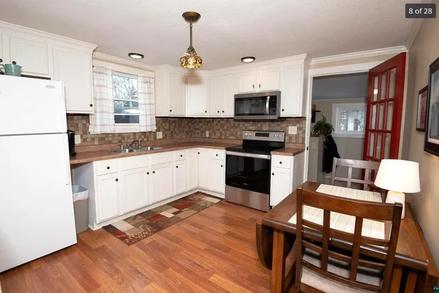 $1,900 | 6865 West W Highway, Tofte, MN 55615