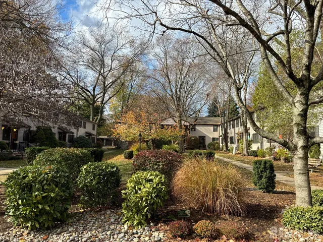 $2,900 | 187 Newman Street, Metuchen, NJ 08840