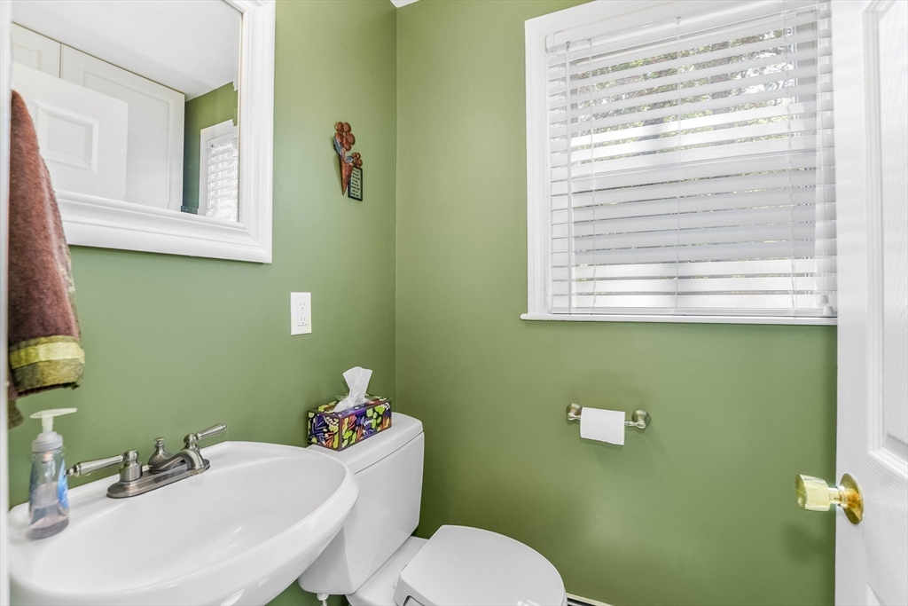 130 Gainsville Road Dedham, MA 02026 - Photo 16 of 40 Gallery Image 16