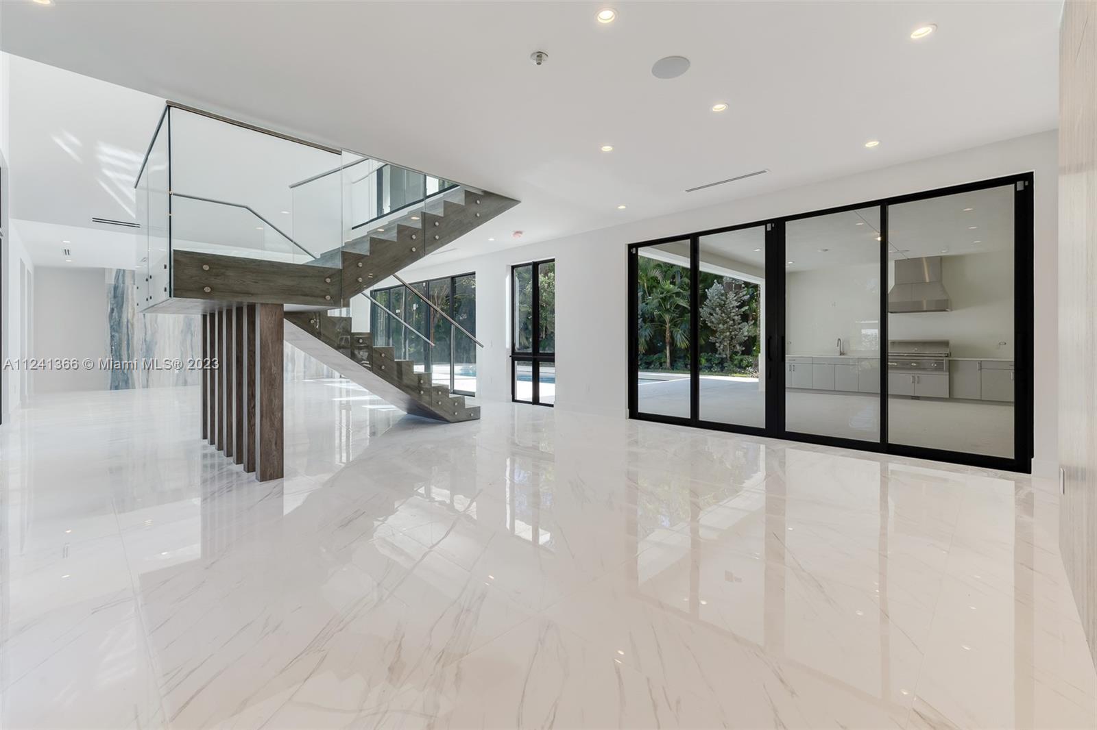 1470 Blue Road Coral Gables, FL 33146 - Photo 12 of 48 Gallery Image 12