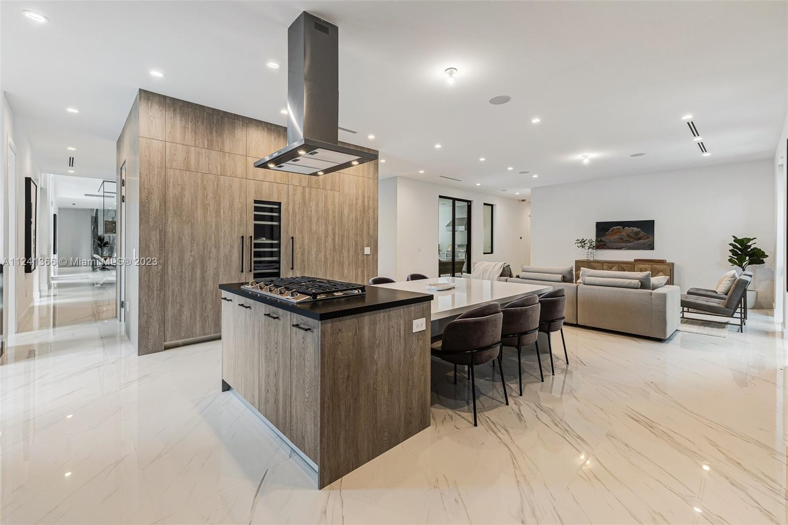 1470 Blue Road Coral Gables, FL 33146 - Photo 16 of 48 Gallery Image 16