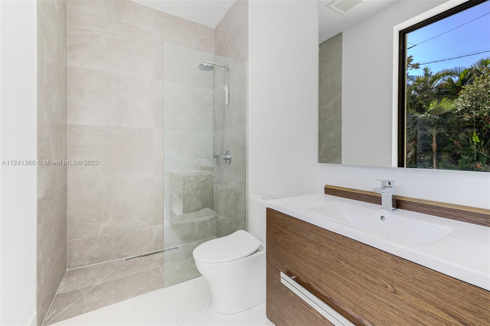 1470 Blue Road Coral Gables, FL 33146 - Photo 39 of 48 Gallery Image 39