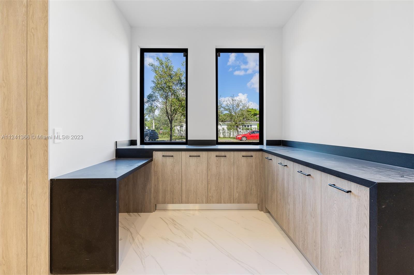1470 Blue Road Coral Gables, FL 33146 - Photo 41 of 48 Gallery Image 41