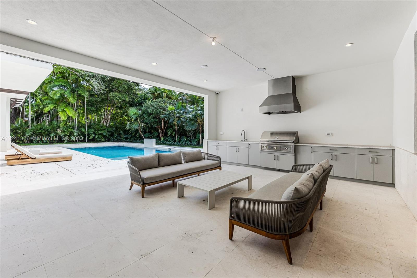 1470 Blue Road Coral Gables, FL 33146 - Photo 43 of 48 Gallery Image 43