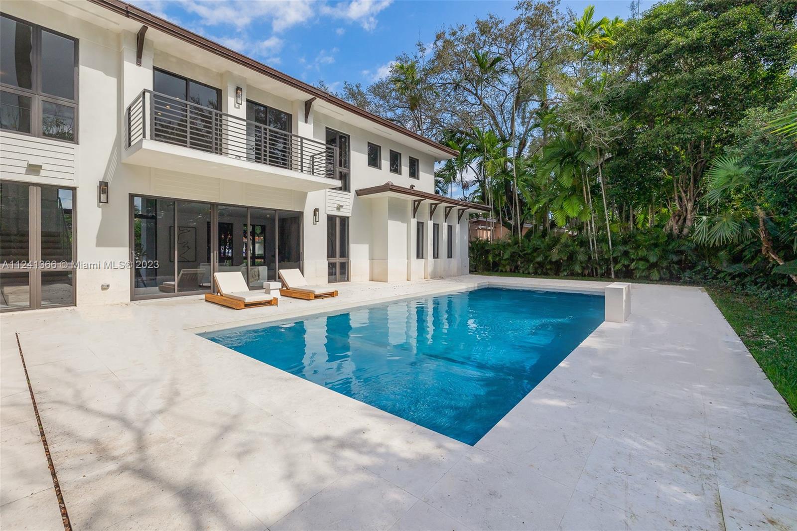 1470 Blue Road Coral Gables, FL 33146 - Photo 45 of 48 Gallery Image 45