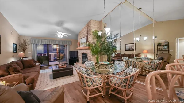 $345,000 | 611 Lazy Days Road, Unit W 11, Osage Beach, MO 65065
