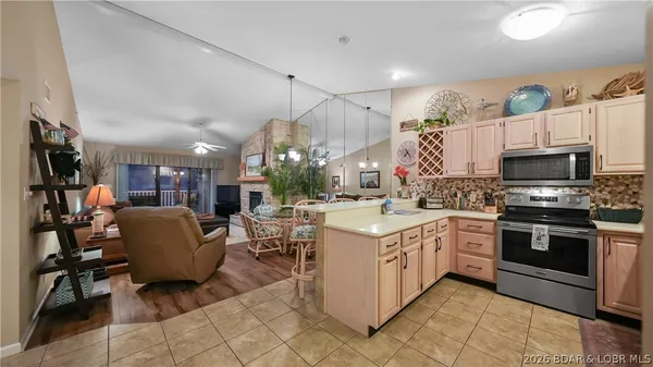 $345,000 | 611 Lazy Days Road, Unit W 11, Osage Beach, MO 65065