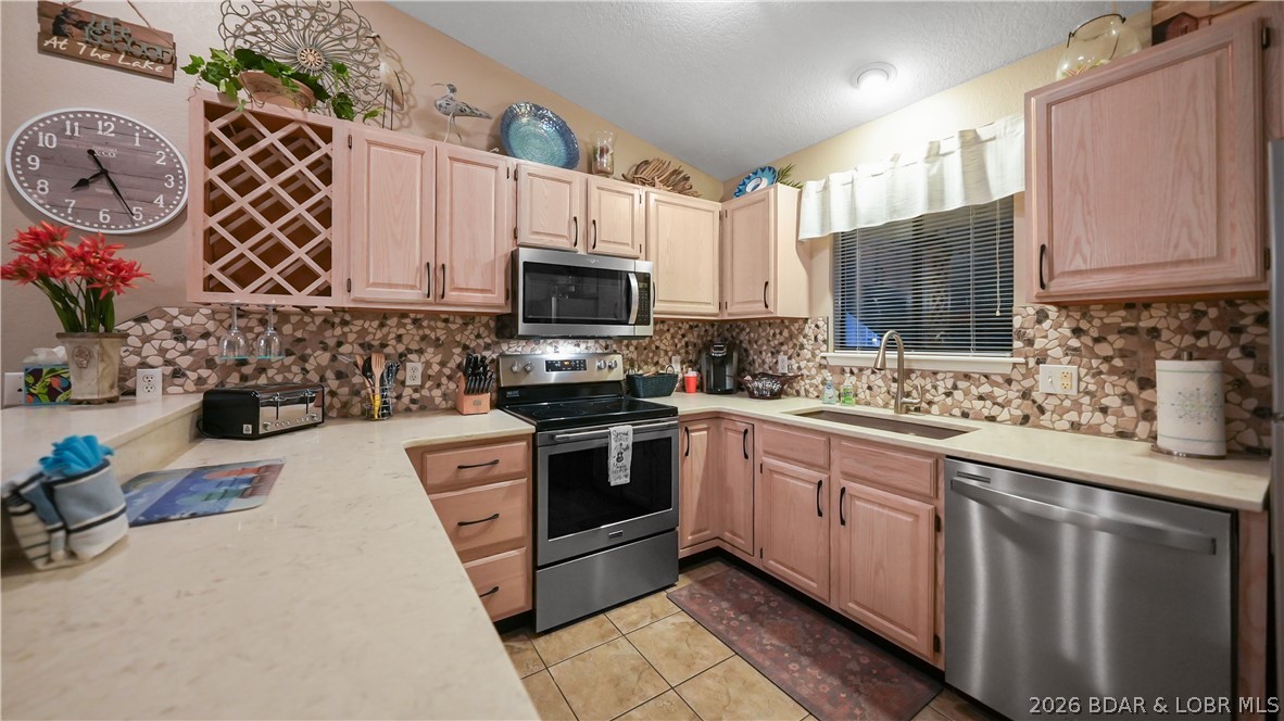 611 Lazy Days Road, Unit W 11 Osage Beach, MO 65065 - Photo 7 of 52