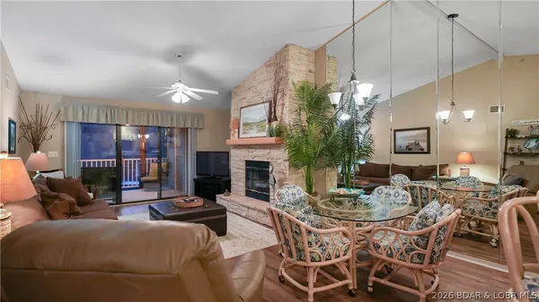 $345,000 | 611 Lazy Days Road, Unit W 11, Osage Beach, MO 65065