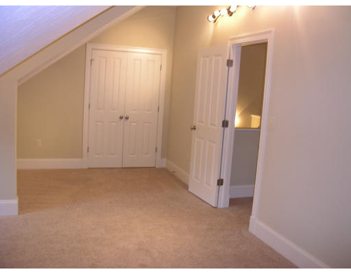0 Cragmore Road, Unit 10 Newton, MA 02464 - Photo 9 of 16