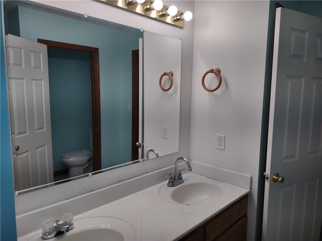 7099 West Ohio Ridge Road Columbus, IN 47201 - Photo 29 of 32 Gallery Image 29