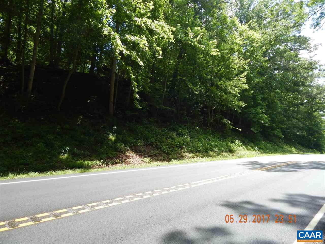 0 East River Road Columbia, VA 23038 - Photo 2 of 4 a view of street with a yard