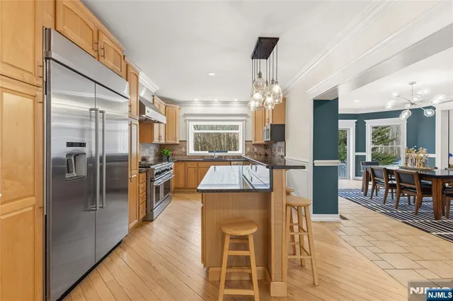 $1,250,000 | 73 Big Piece Road, Fairfield, NJ 07004