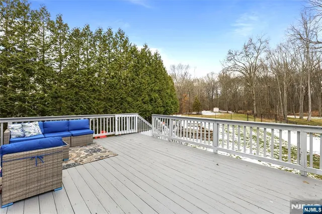 $1,250,000 | 73 Big Piece Road, Fairfield, NJ 07004