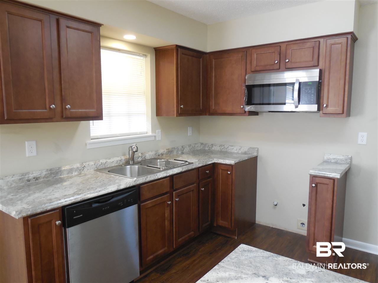 6701 Merlin Drive Mobile, AL 36619 - Photo 5 of 16