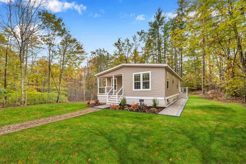 $373,500 | 118 Champion Hill Road, Effingham, NH 03882