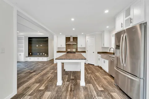 $373,500 | 118 Champion Hill Road, Effingham, NH 03882