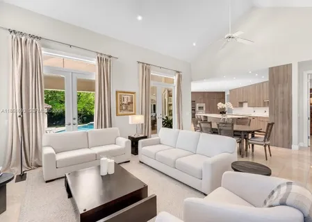 $4,250,000 | 12801 Old Cutler Road, Pinecrest, FL 33156