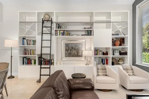 $4,250,000 | 12801 Old Cutler Road, Pinecrest, FL 33156