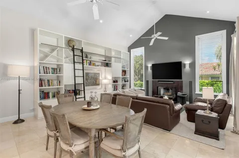 $4,250,000 | 12801 Old Cutler Road, Pinecrest, FL 33156