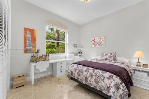 $4,250,000 | 12801 Old Cutler Road, Pinecrest, FL 33156