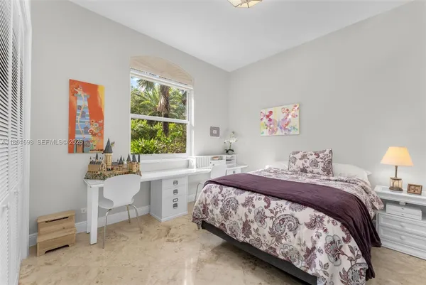 $4,250,000 | 12801 Old Cutler Road, Pinecrest, FL 33156