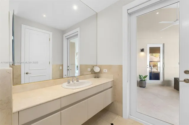 $4,595,000 | 12801 Old Cutler Road, Pinecrest, FL 33156