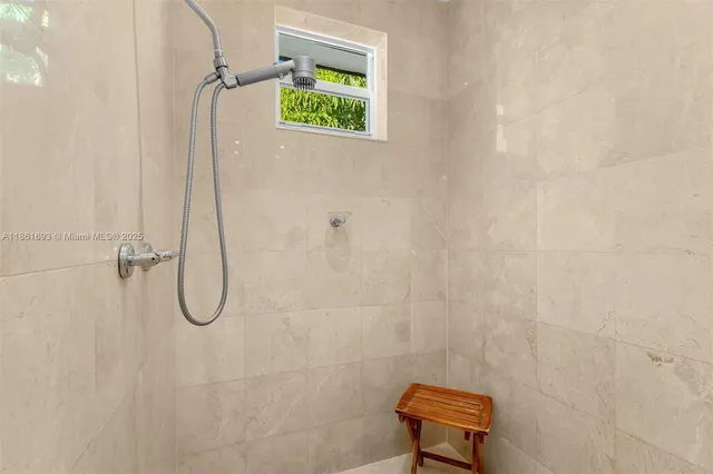 $4,595,000 | 12801 Old Cutler Road, Pinecrest, FL 33156