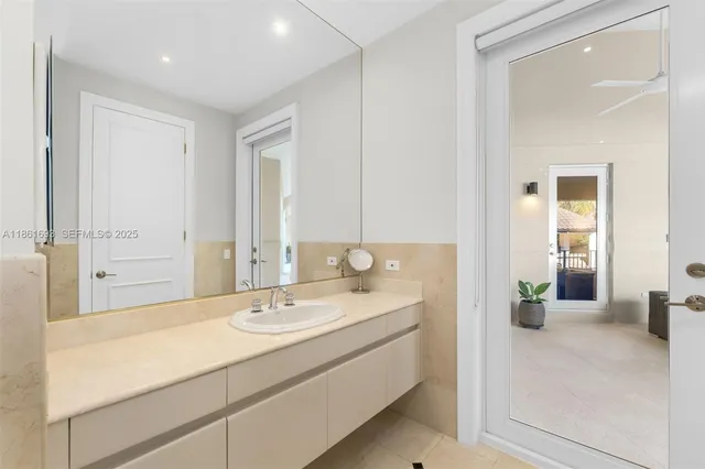 $4,250,000 | 12801 Old Cutler Road, Pinecrest, FL 33156