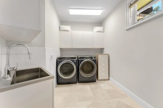 $4,250,000 | 12801 Old Cutler Road, Pinecrest, FL 33156