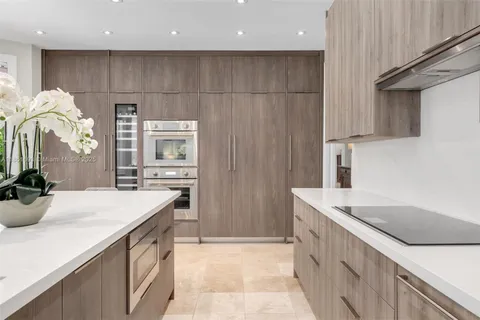 $4,250,000 | 12801 Old Cutler Road, Pinecrest, FL 33156