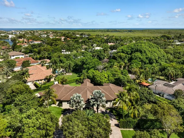 $4,595,000 | 12801 Old Cutler Road, Pinecrest, FL 33156