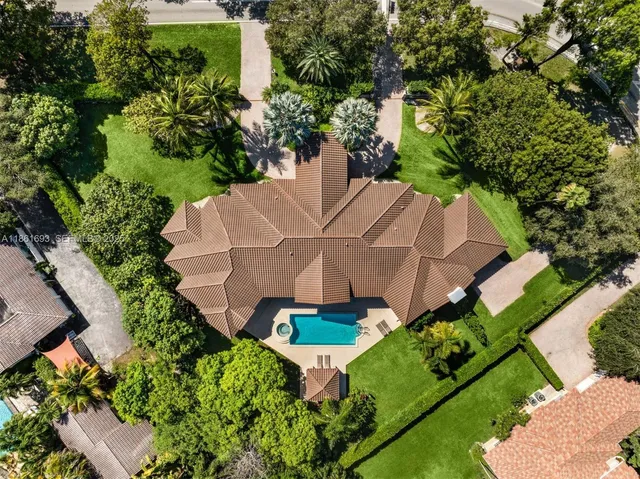 $4,250,000 | 12801 Old Cutler Road, Pinecrest, FL 33156