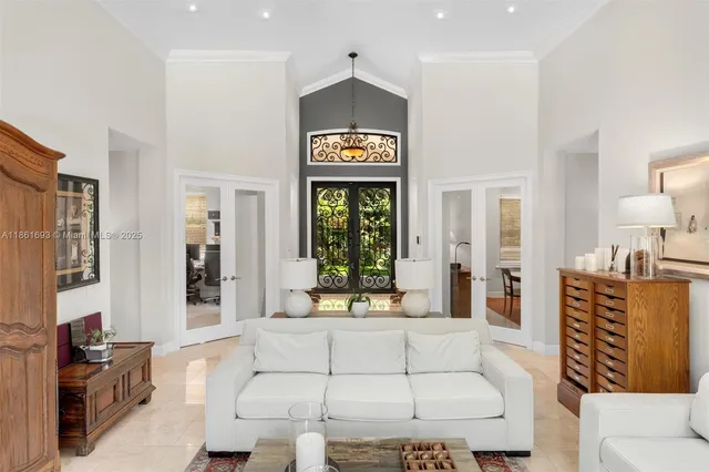 $4,595,000 | 12801 Old Cutler Road, Pinecrest, FL 33156