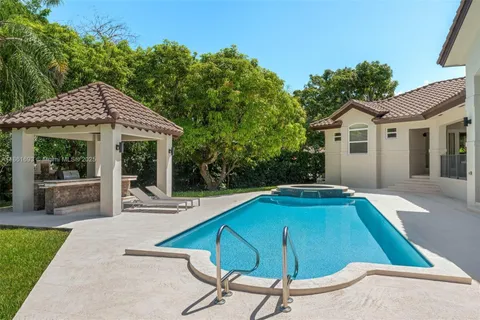 $4,250,000 | 12801 Old Cutler Road, Pinecrest, FL 33156