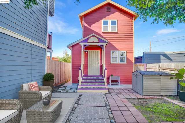 $1,050,000 | 1821 Grand Street, Alameda, CA 94501