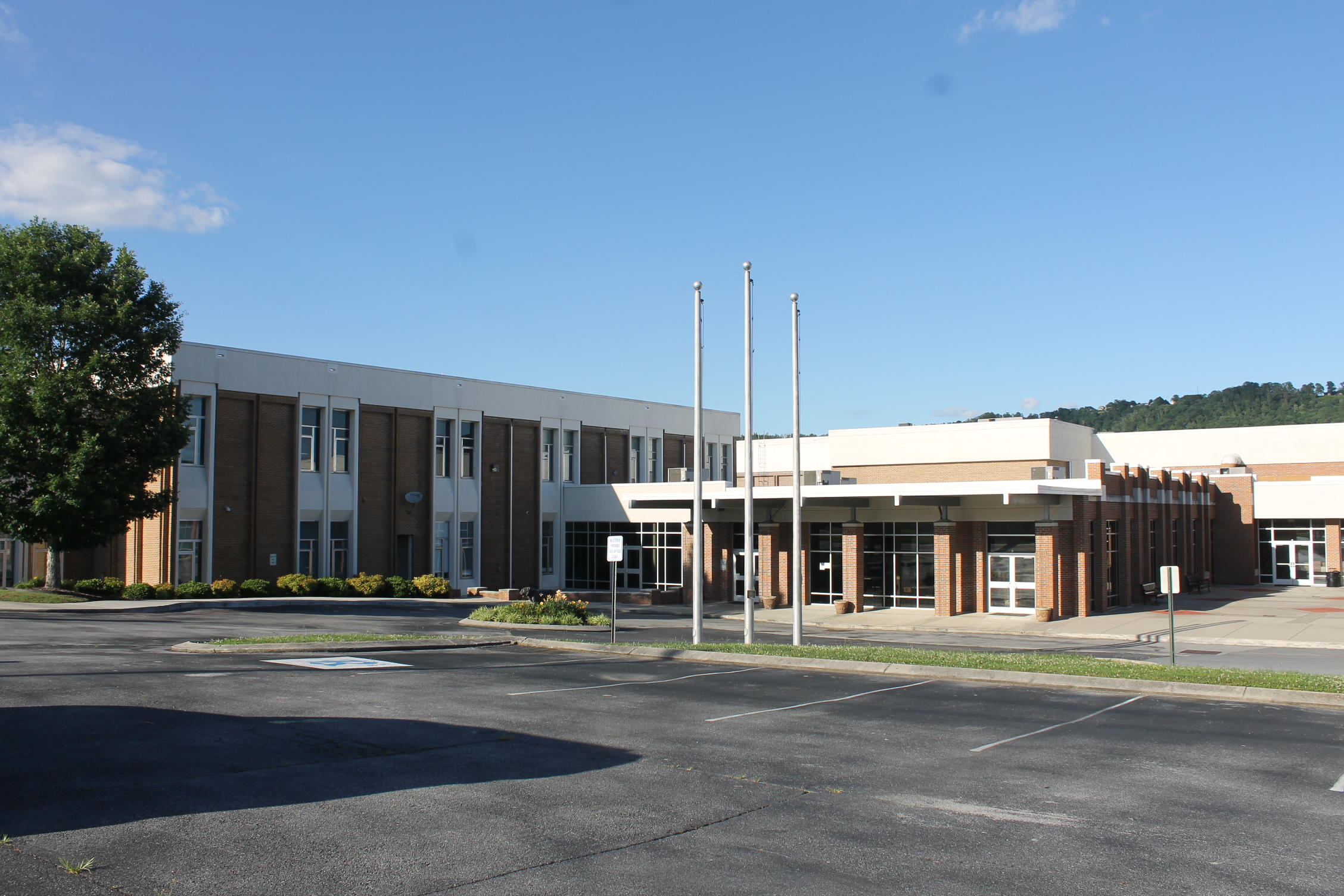 67 Lerae Road Ringgold, GA 30736 - Photo 34 of 36 Ringgold High School