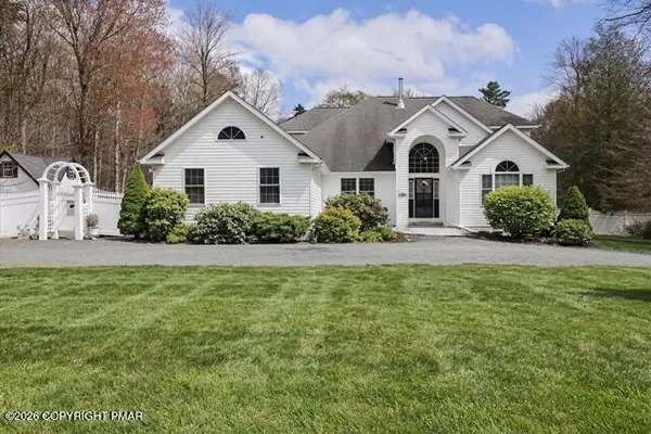 $599,000 | 343 High Country Drive, Blakeslee, PA 18610
