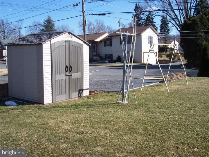 1187 Ruth Street Sinking Spring, PA 19608 - Photo 6 of 25