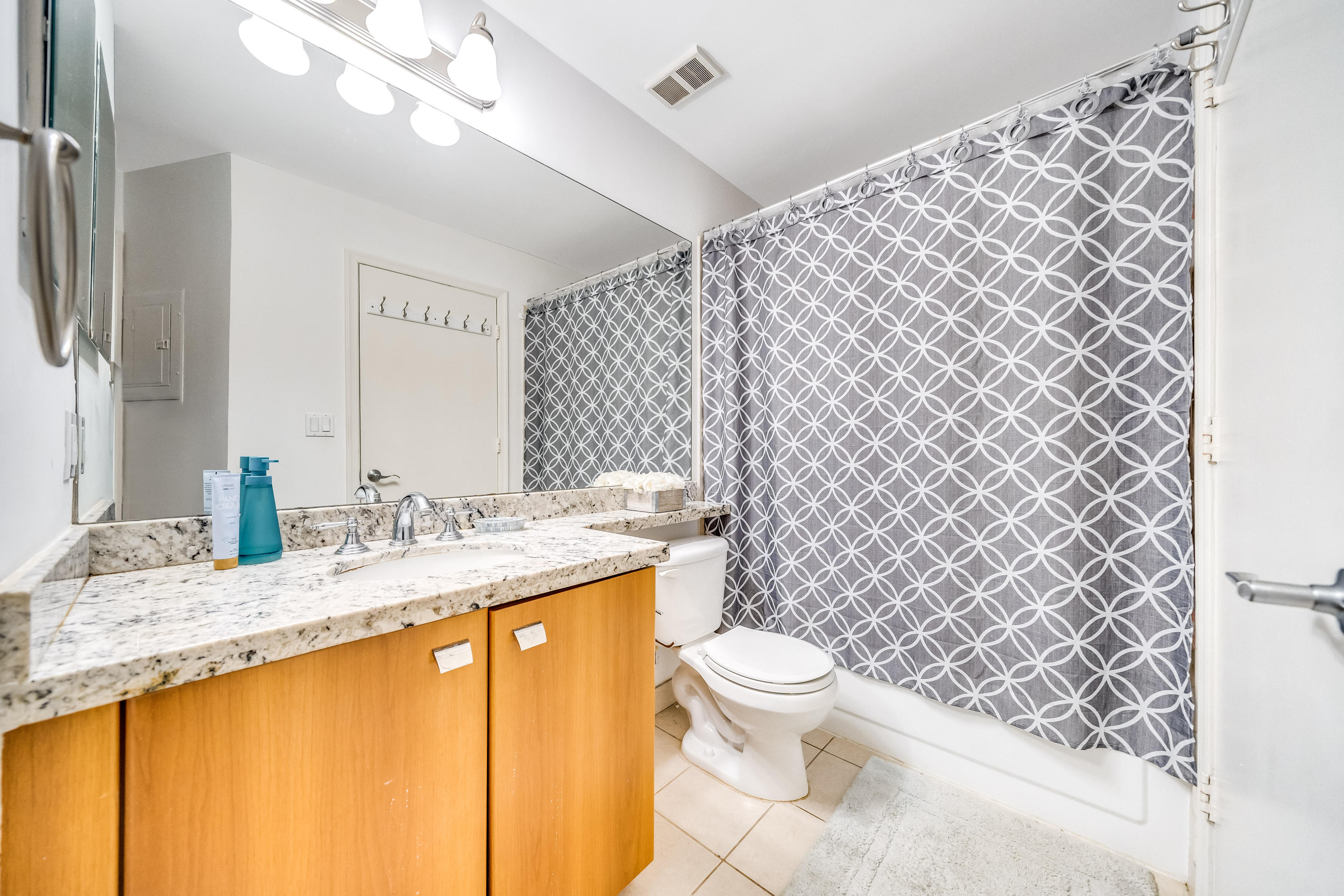 1125 Crystal Way, Unit F Delray Beach, FL 33444 - Photo 14 of 24 16